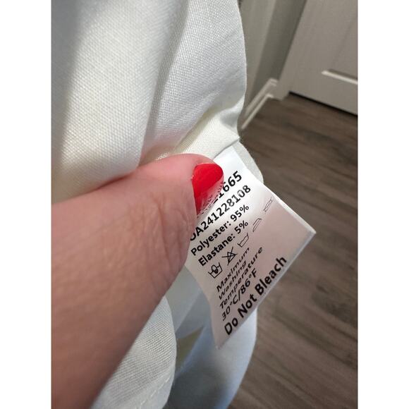 Commense Women's XSmall White Embroidered Hem Zip Solid Midi Skirt - Picture 8 of 9